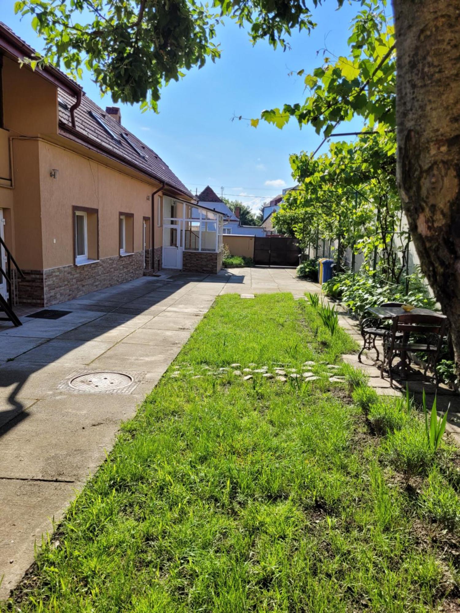 Two-Bedrooms Apt Sibiu Eksteriør billede